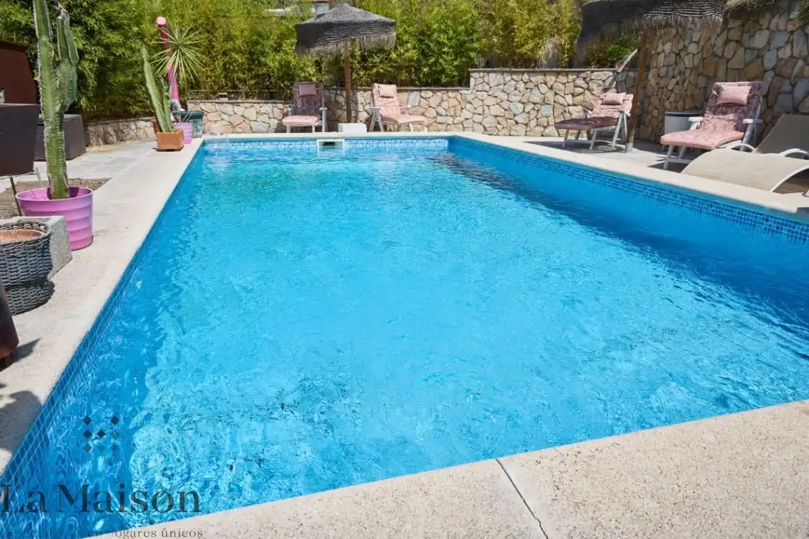 Swimming pool of Houses for sale in Dosrius  with Heating, Private garden and Parquet flooring
