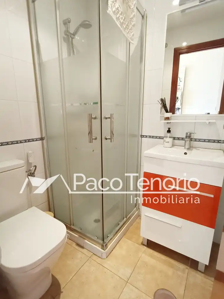 Baño de Piso de alquiler en Islantilla con Terraza, Amueblado y Horno