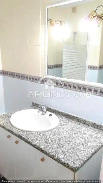 Bathroom of Flat for sale in Alcalá de Guadaira  with Air Conditioner, Terrace and Furnished