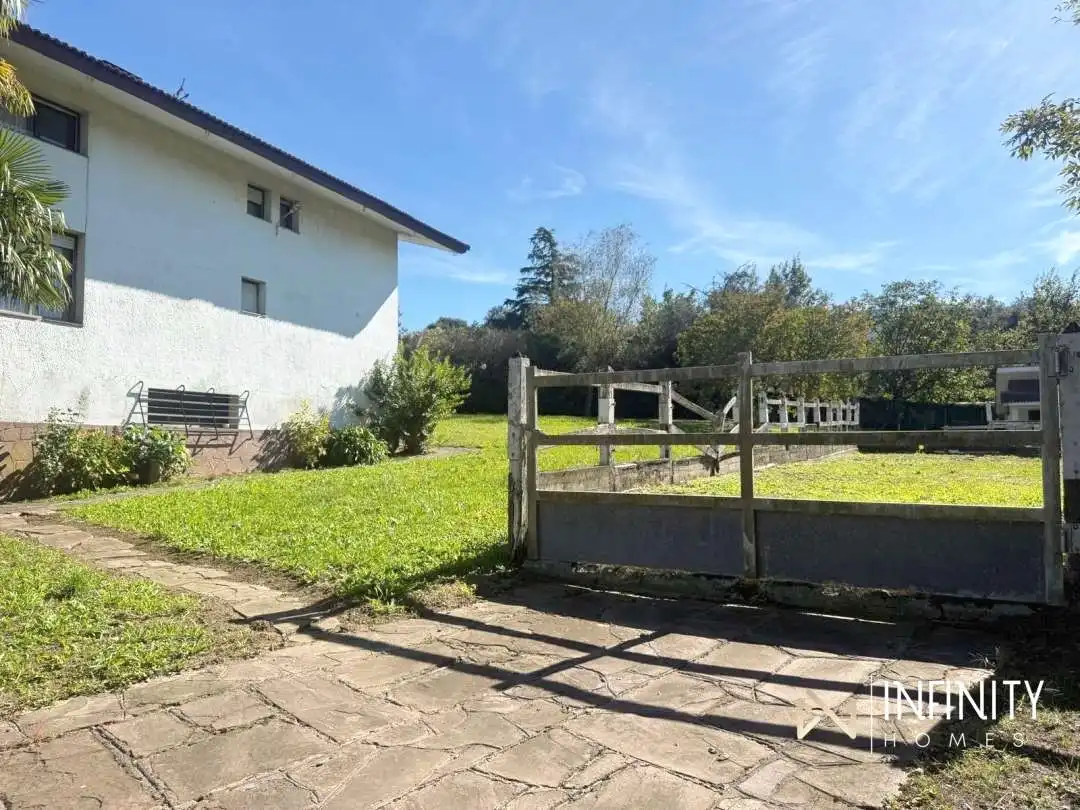 Casa o chalet en venta en Lezama con Calefacción, Jardín privado y Terraza