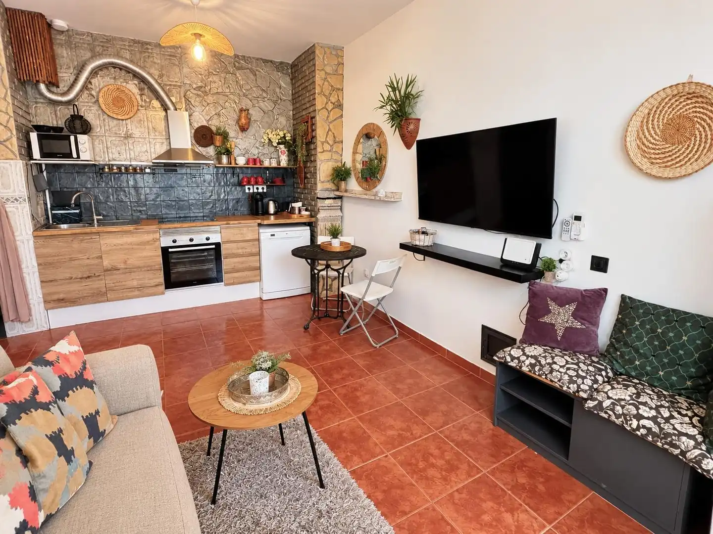 Apartment with pool for sale in Solymar