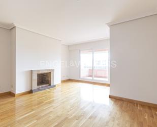 Sala d'estar de Apartament de lloguer en Pozuelo de Alarcón amb Aire condicionat, Calefacció i Parquet