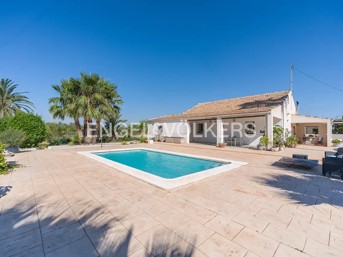 Piscina de Casa o chalet en venta en Santa Pola con Aire acondicionado, Calefacción y Jardín privado