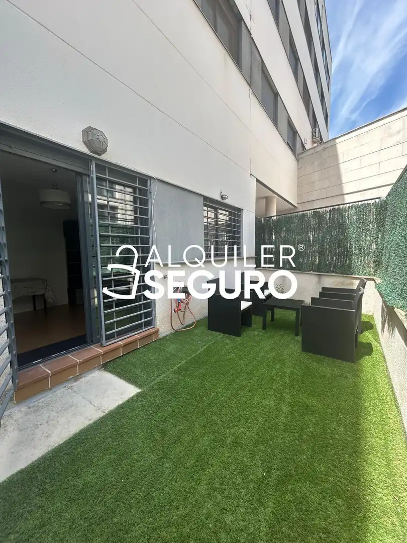 Terraza de Piso de alquiler en Torrejón de Ardoz con Aire acondicionado, Calefacción y Terraza