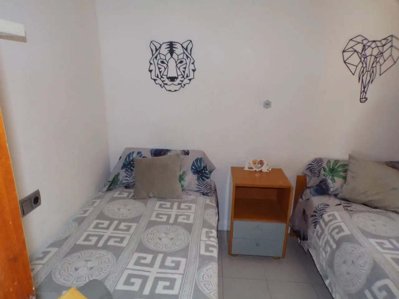Bedroom of Flat for sale in Figueres  with Terrace and Furnished