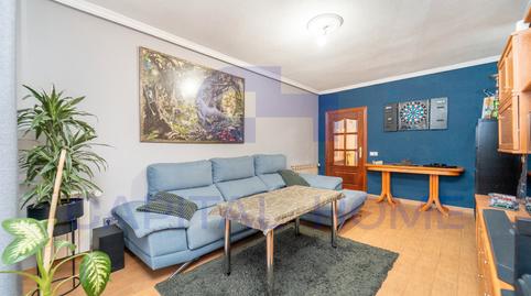 Photo 4 of Flat for sale in Calle de Bolivia, Sur - PAU 4, Móstoles