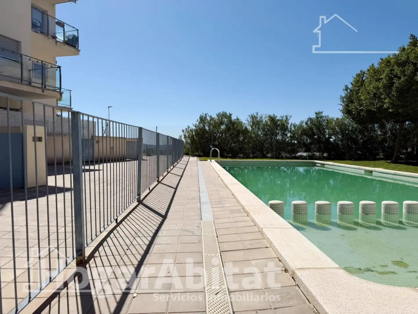 Piscina de Pis en venda en Llíria amb Terrassa, Traster i Piscina comunitària