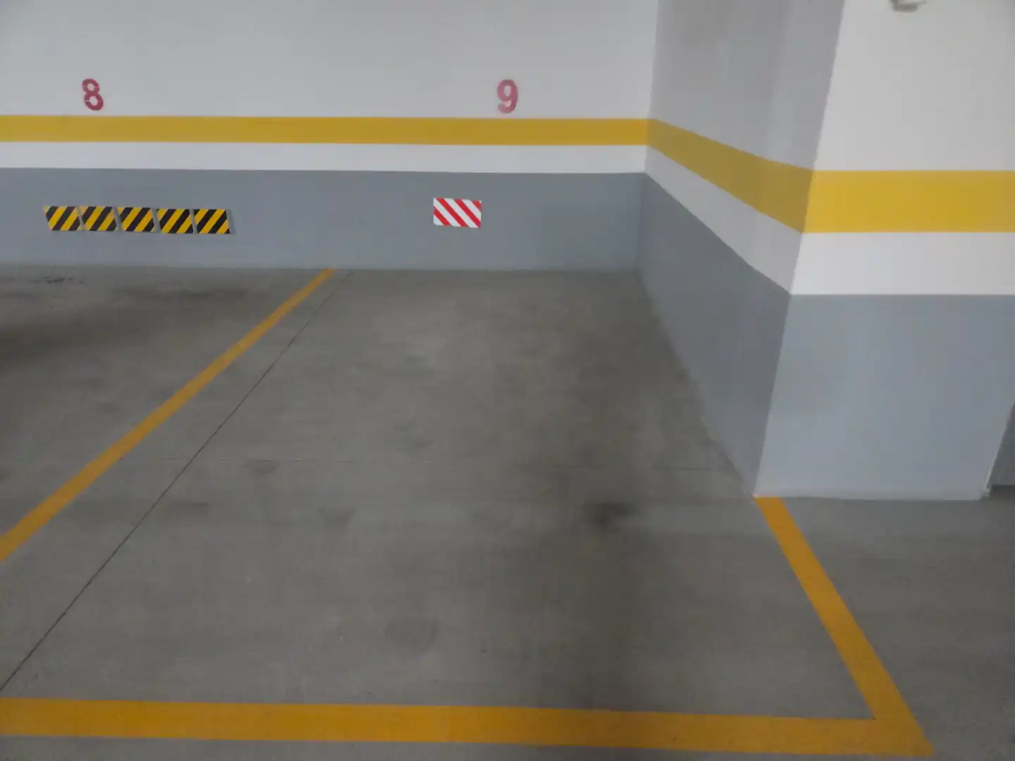 Parking of Flat for sale in Foz  with Heating, Storage room and Furnished