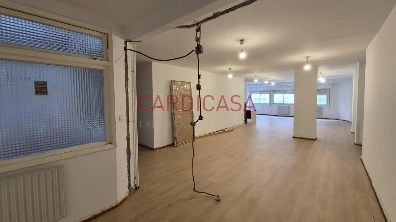 Office for sale in Vigo   with Heating