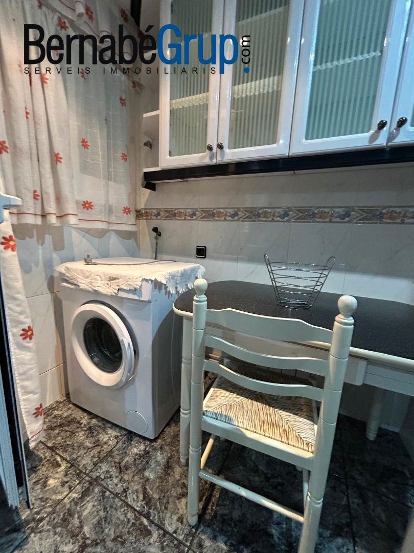 Cuina de Pis en venda en Canovelles amb Aire condicionat, Calefacció i Moblat