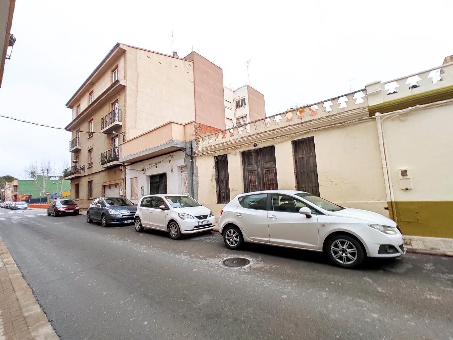 Vista exterior de Casa adosada en venda en Tavernes Blanques