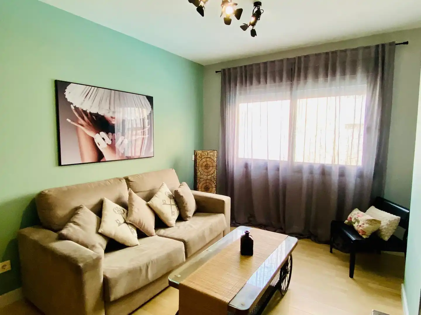 Flat with pool to rent in Calle Pacífico, imagen 2