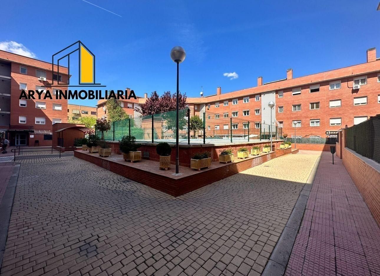 Vista exterior de Pis en venda en Torrejón de Ardoz amb Calefacció, Terrassa i Traster