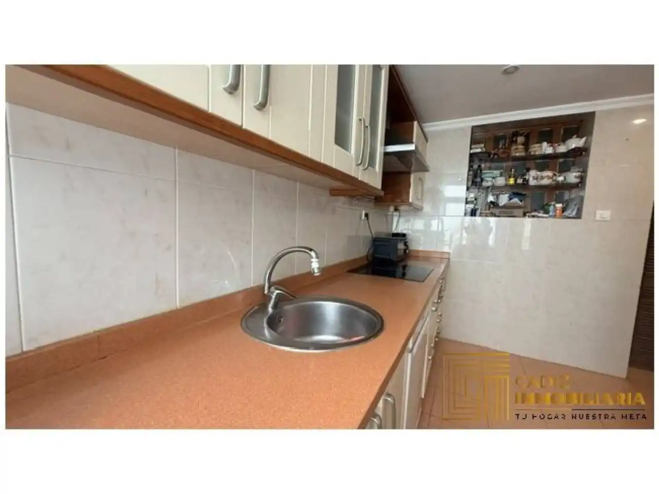 Cocina de Piso en venta en Cádiz con Aire acondicionado
