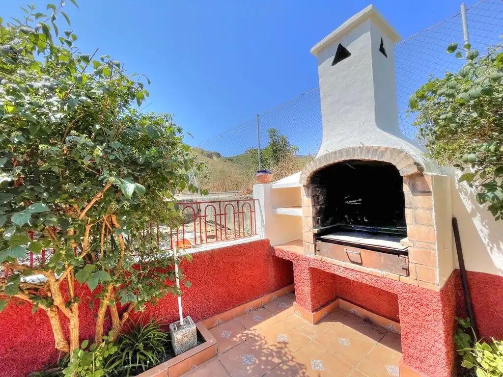 Terrassa de Finca rústica en venda en Benamocarra amb Jardí privat, Moblat i Forn
