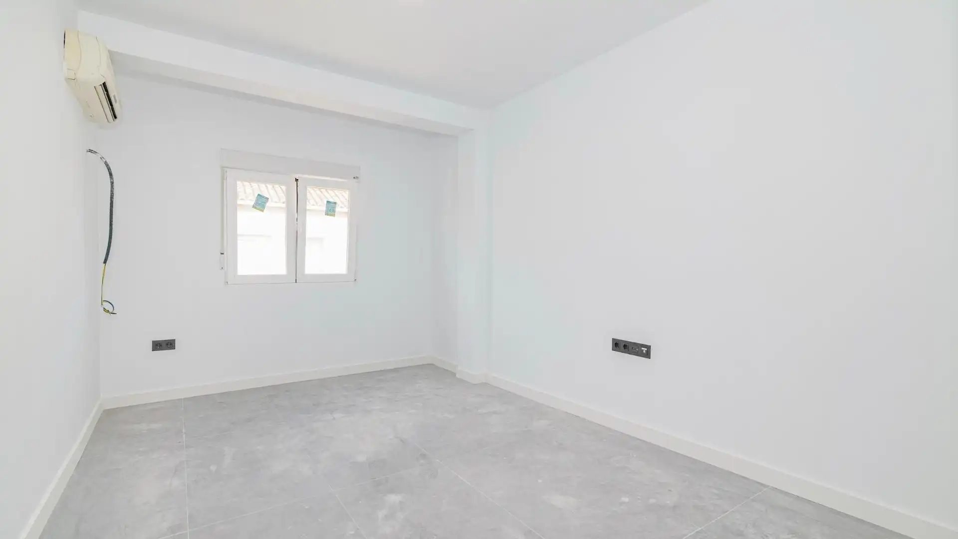 Flat for sale in Maracena  with Air Conditioner and Balcony