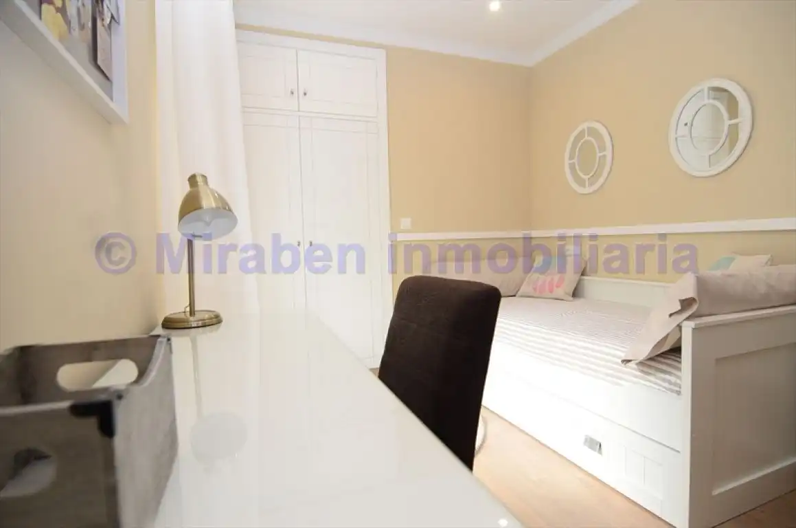 Habitación de Piso de alquiler en Boiro con Calefacción, Terraza y Amueblado