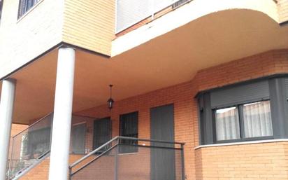 Casa adosada en venda a Fermín Martín Carrillo, Los Robles