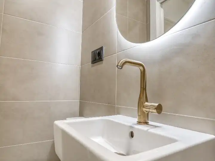 Bany de Pis en venda en Oviedo 