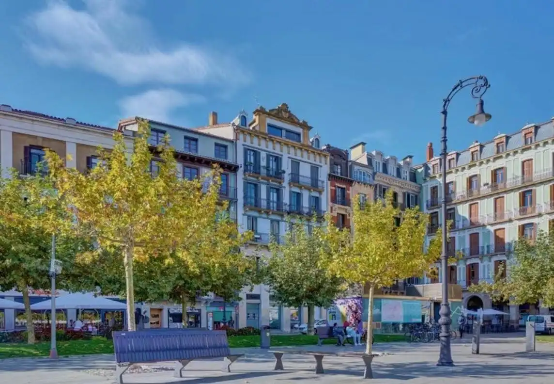 Local comercial en venta en Casco Antiguo, imagen 2