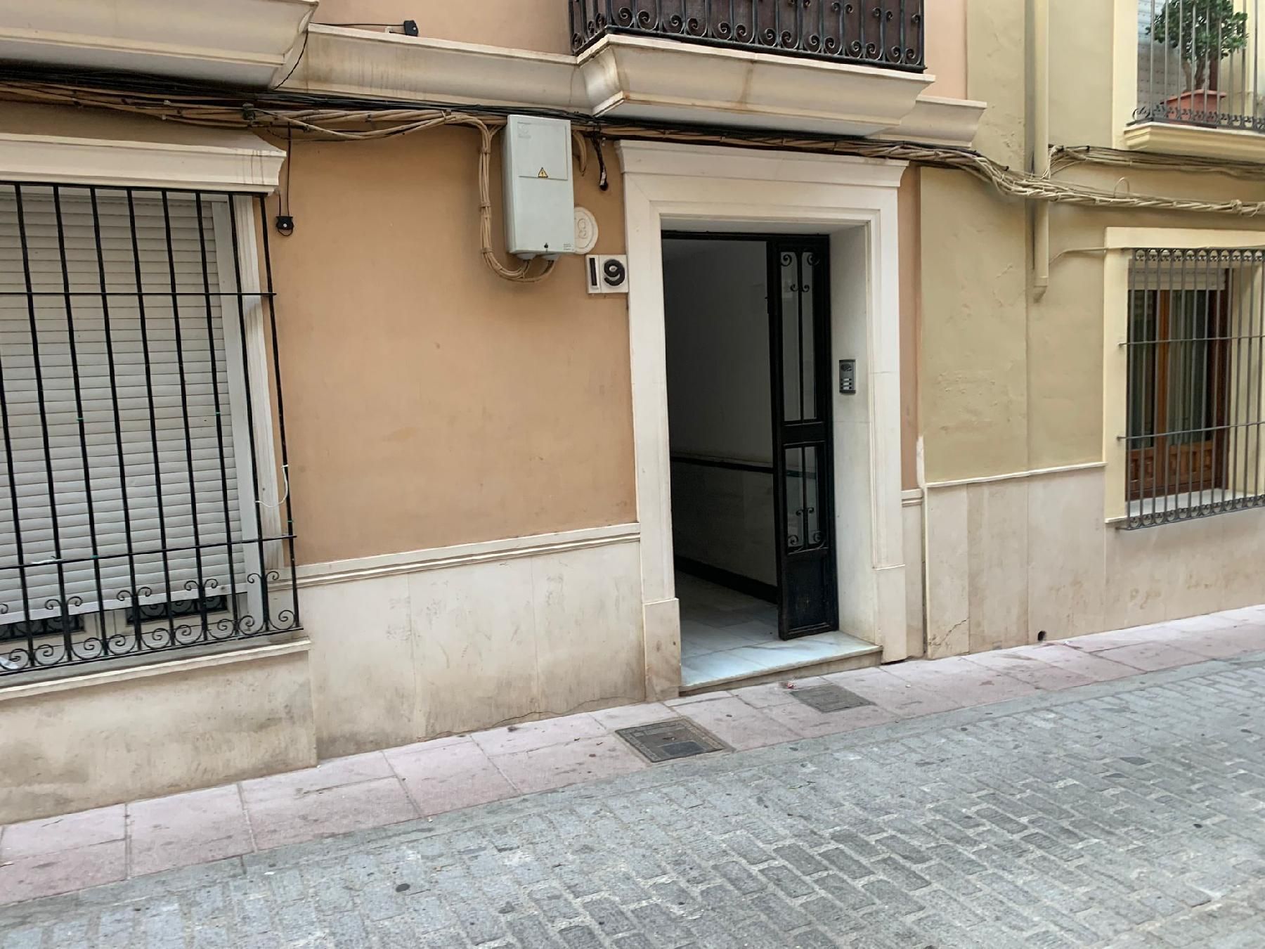 Vista exterior de Pis en venda en Lucena