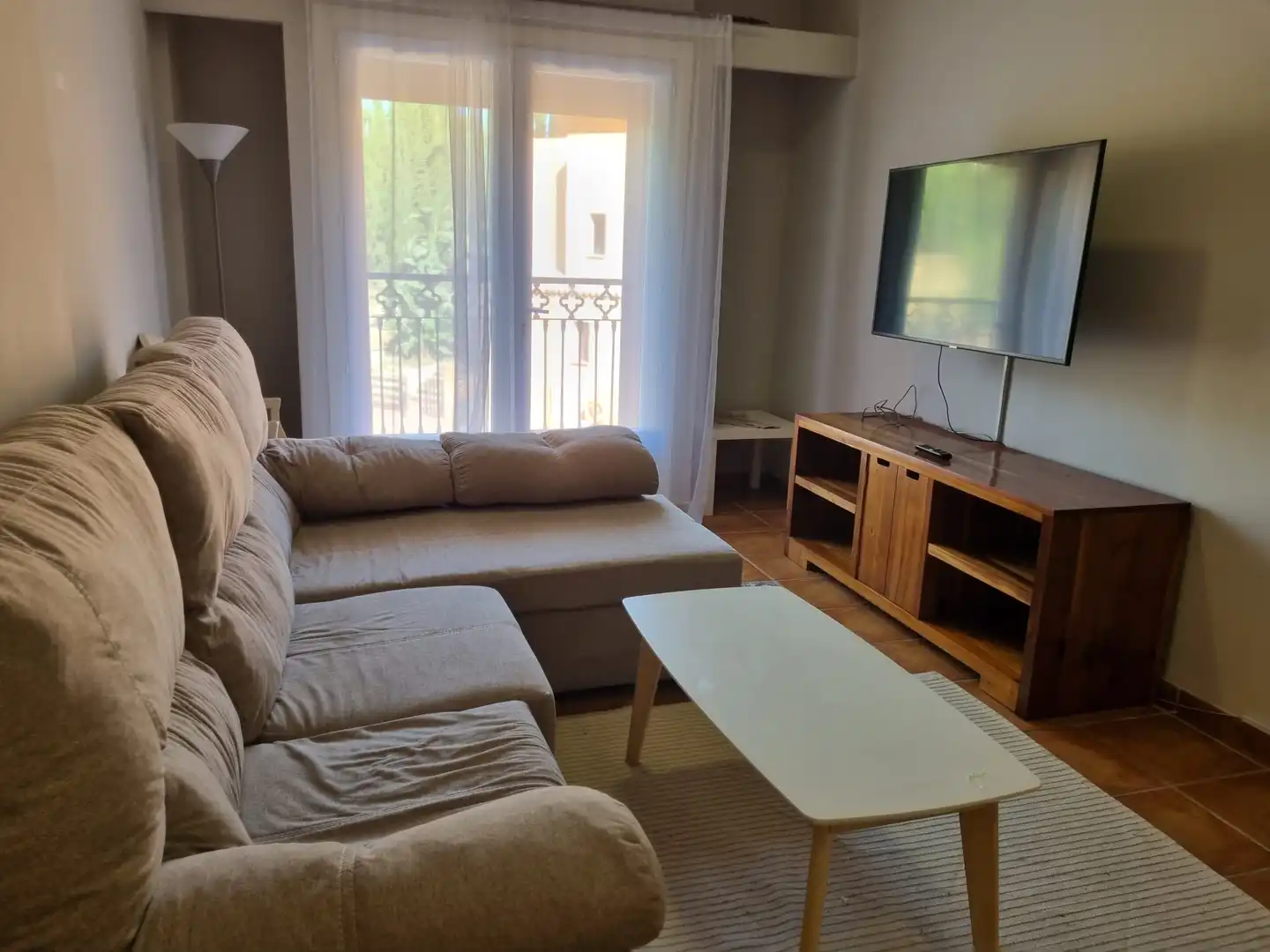 Flat for rent in Calle Chopo, El Paraíso