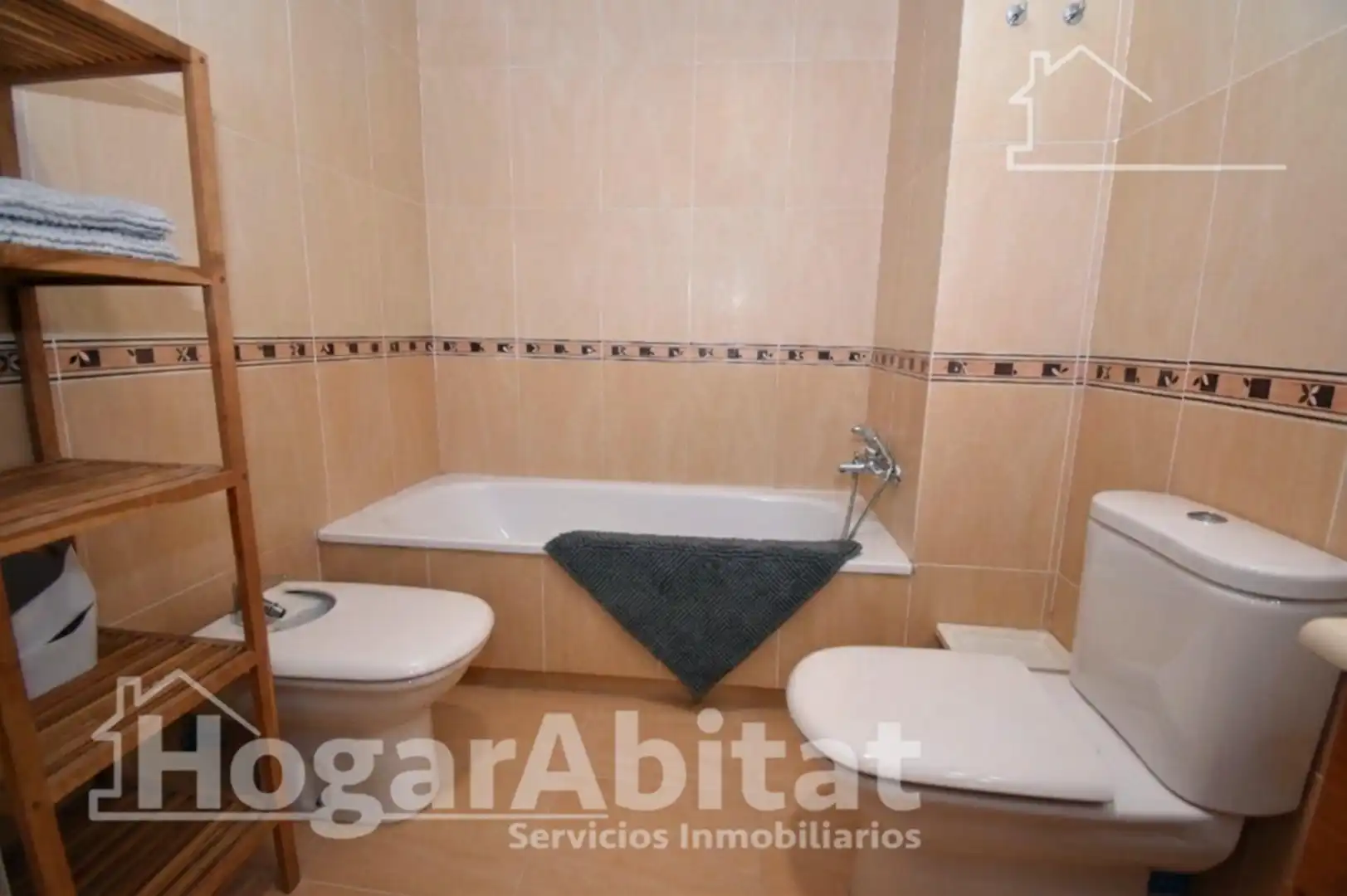 Bathroom of Attic for sale in Alcàsser  with Air Conditioner, Heating and Terrace