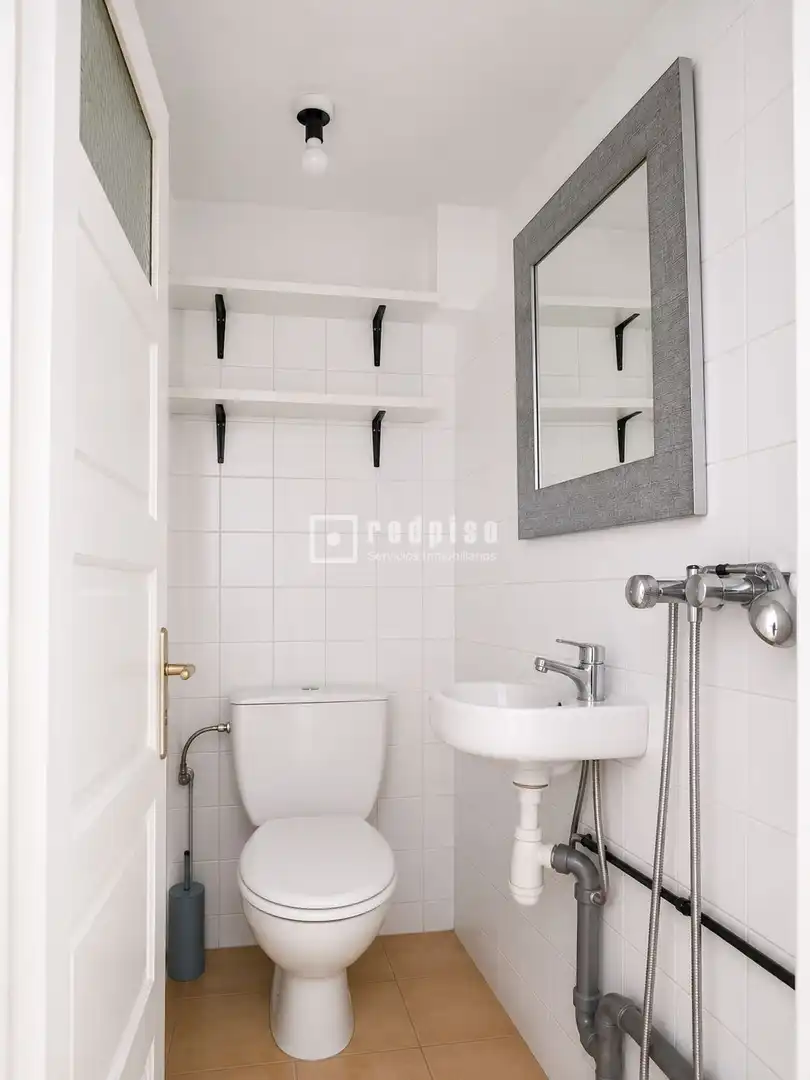 Badezimmer von Wohnungen zum Verkauf in A Coruña Capital 