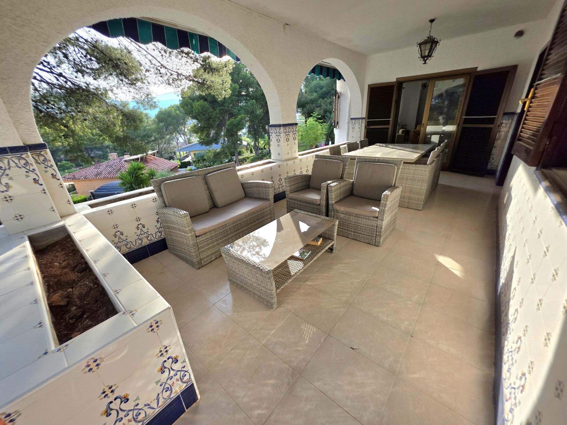 Terrassa de Casa o xalet en venda en Benicasim / Benicàssim amb Calefacció, Jardí privat i Terrassa