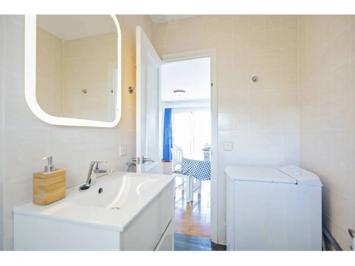 Dormitori de Apartament en venda en Es Mercadal amb Jardí privat, Terrassa i Piscina