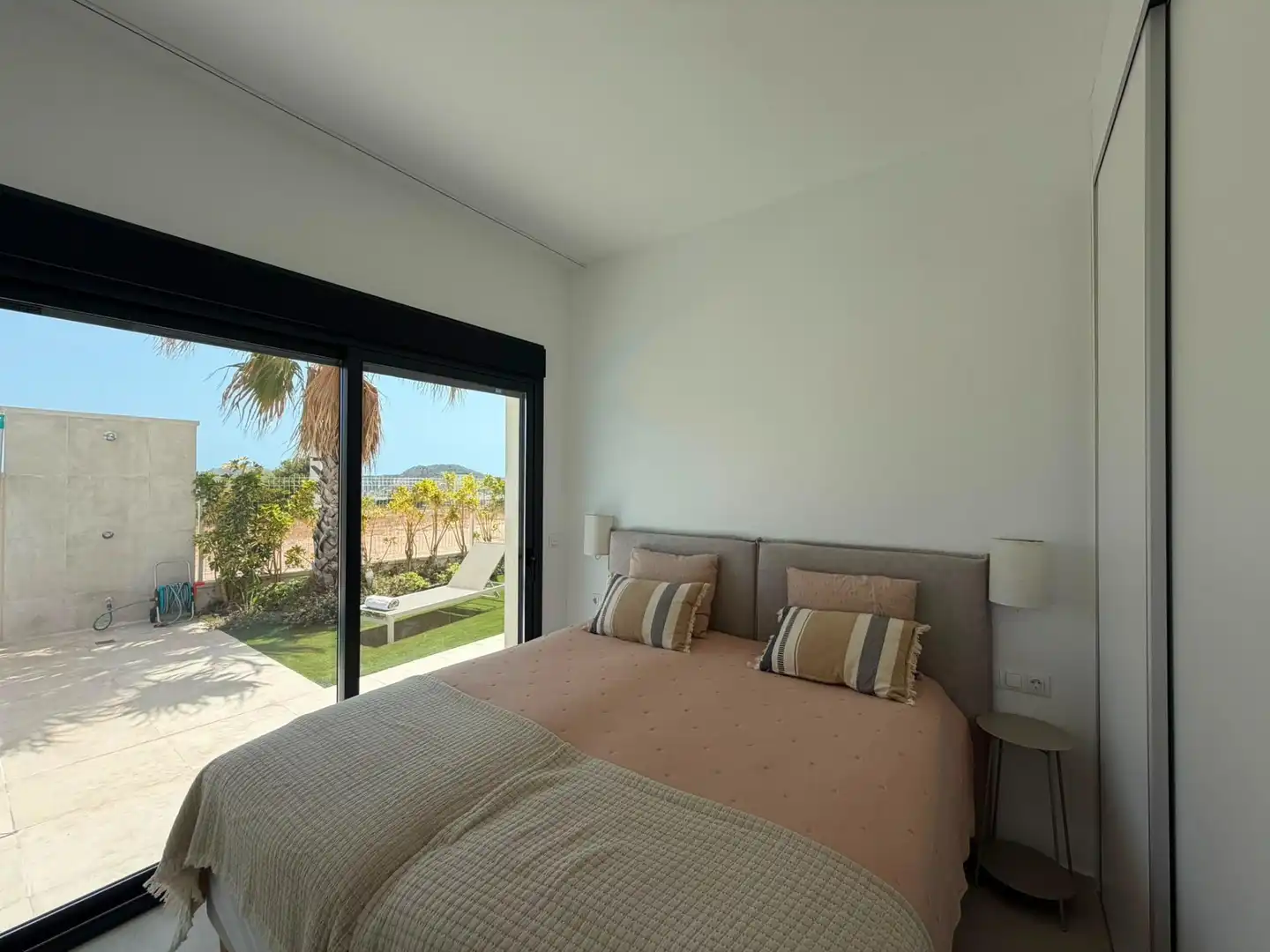 Dormitori de Casa o xalet de lloguer en Finestrat amb Aire condicionat, Jardí privat i Terrassa