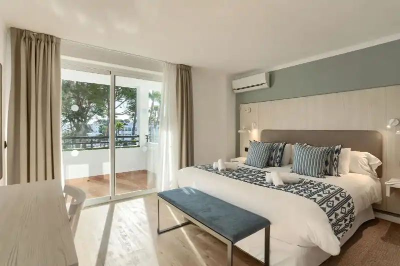 Bedroom of Apartments for sale in Portocolom