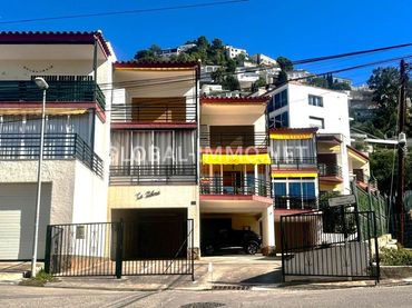 Apartment with pool for sale in Carrer de la Pujada del Puig Rom