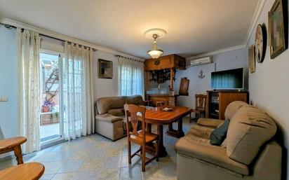 Sala d'estar de Casa o xalet en venda en Loja amb Terrassa