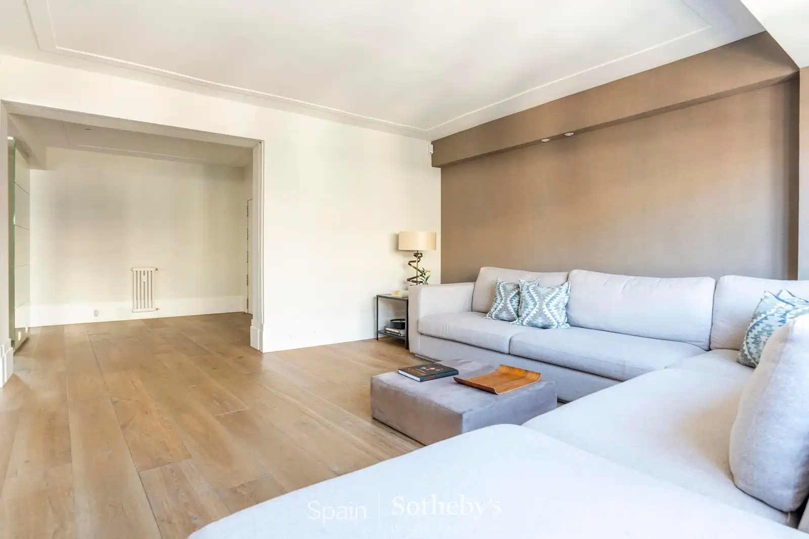 Sala d'estar de Apartament en venda en Madrid amb Aire condicionat, Calefacció i Traster