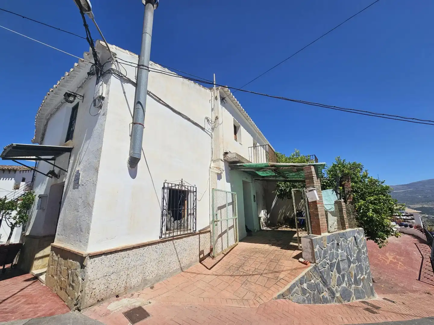 Exterior view of Houses for sale in Viñuela