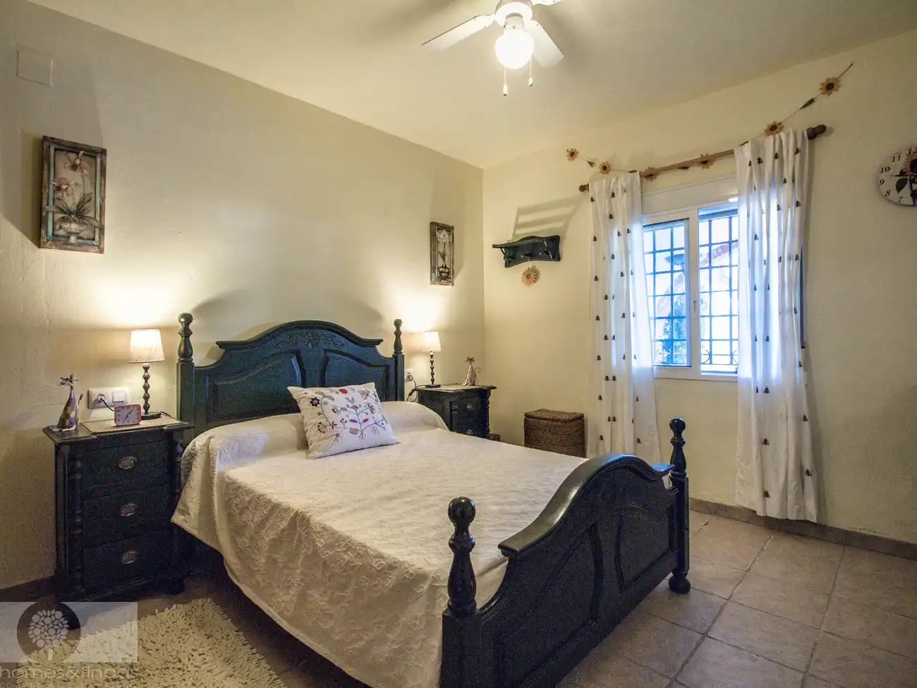 Habitación de Finca rústica en venta en Cartaya con Jardín privado, Piscina y Amueblado
