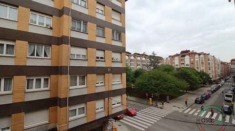 Foto 2 de Piso en venta en Gijon - Cl Saavedra, 61, Llano, Gijón