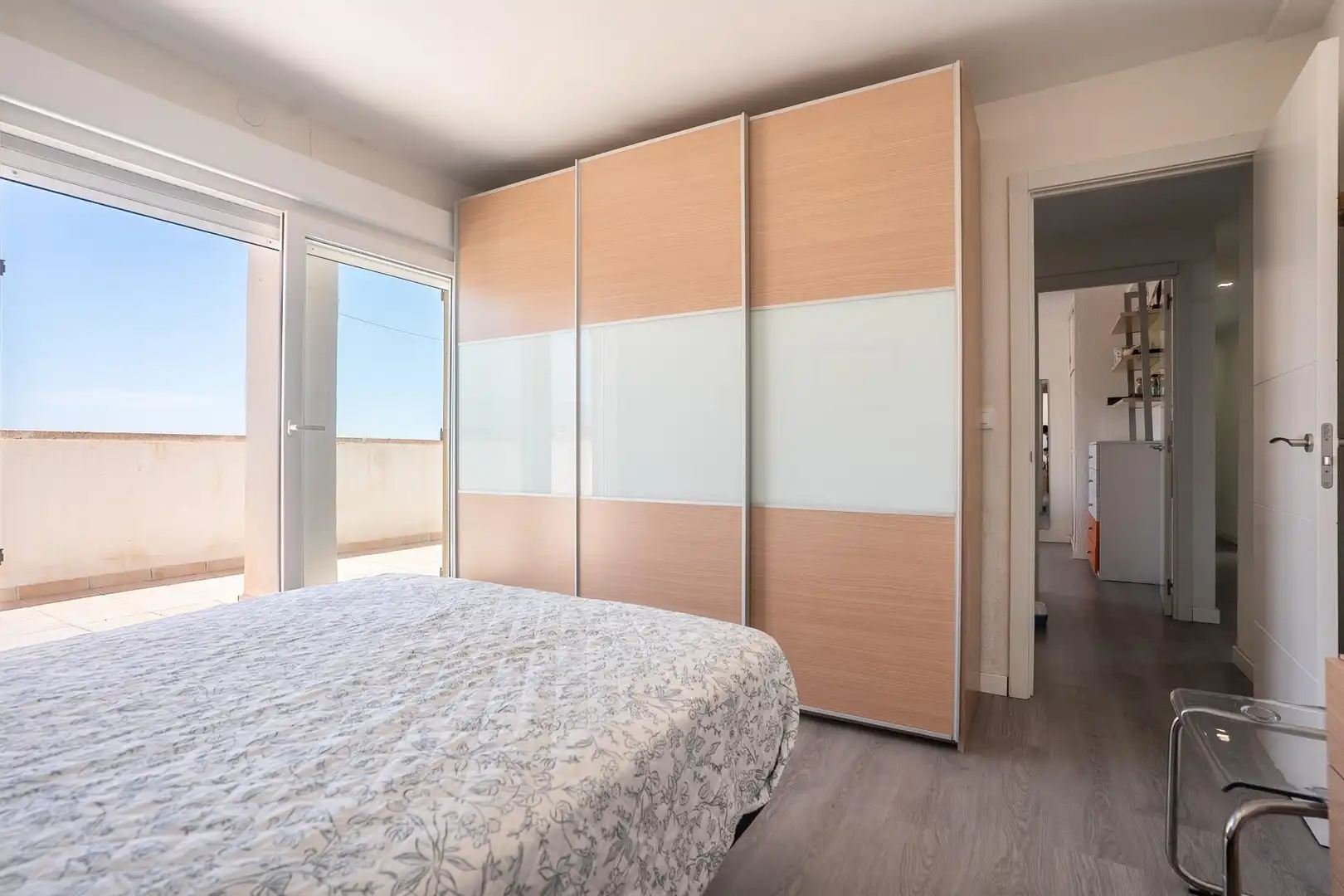 Habitación de Ático en venta en Almería con Aire acondicionado y Terraza