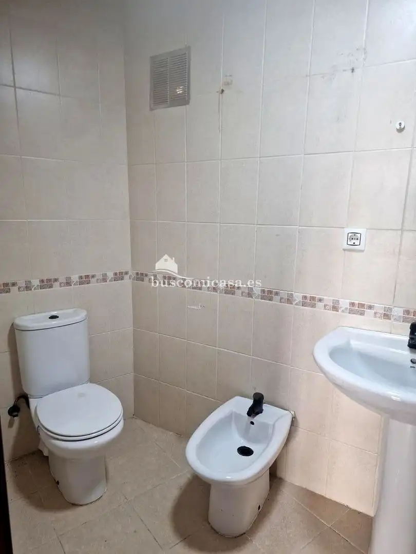 Badezimmer von Maisonette zum Verkauf in Torredonjimeno mit Terrasse und Gemeinschaftspool