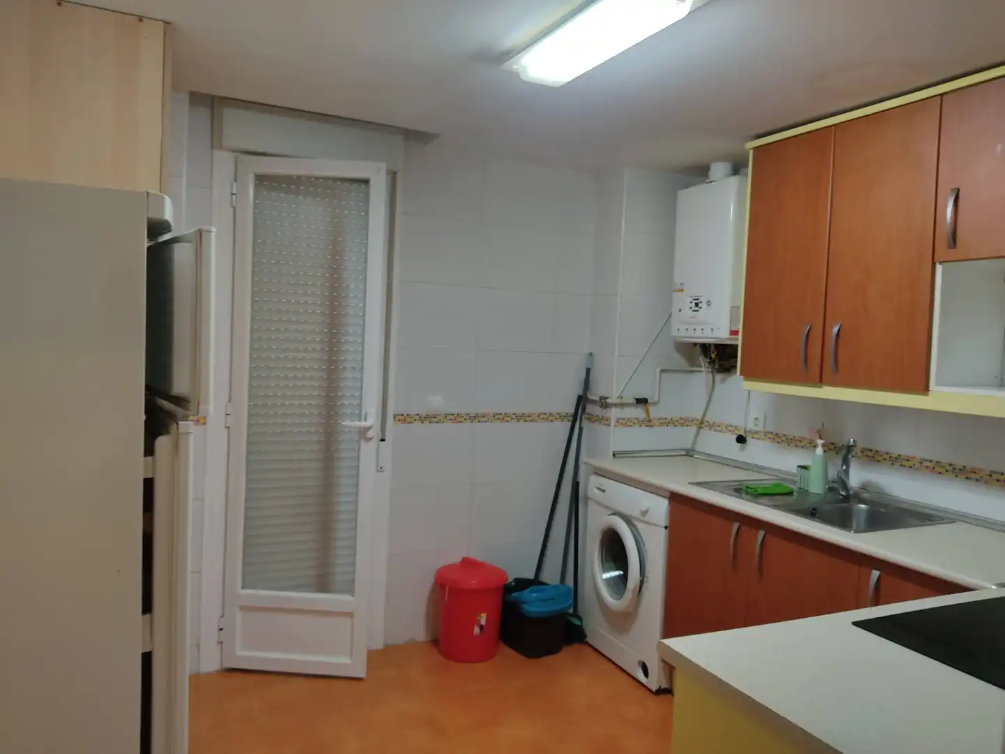 Cuina de Pis en venda en Ocaña amb Calefacció, Jardí privat i Parquet