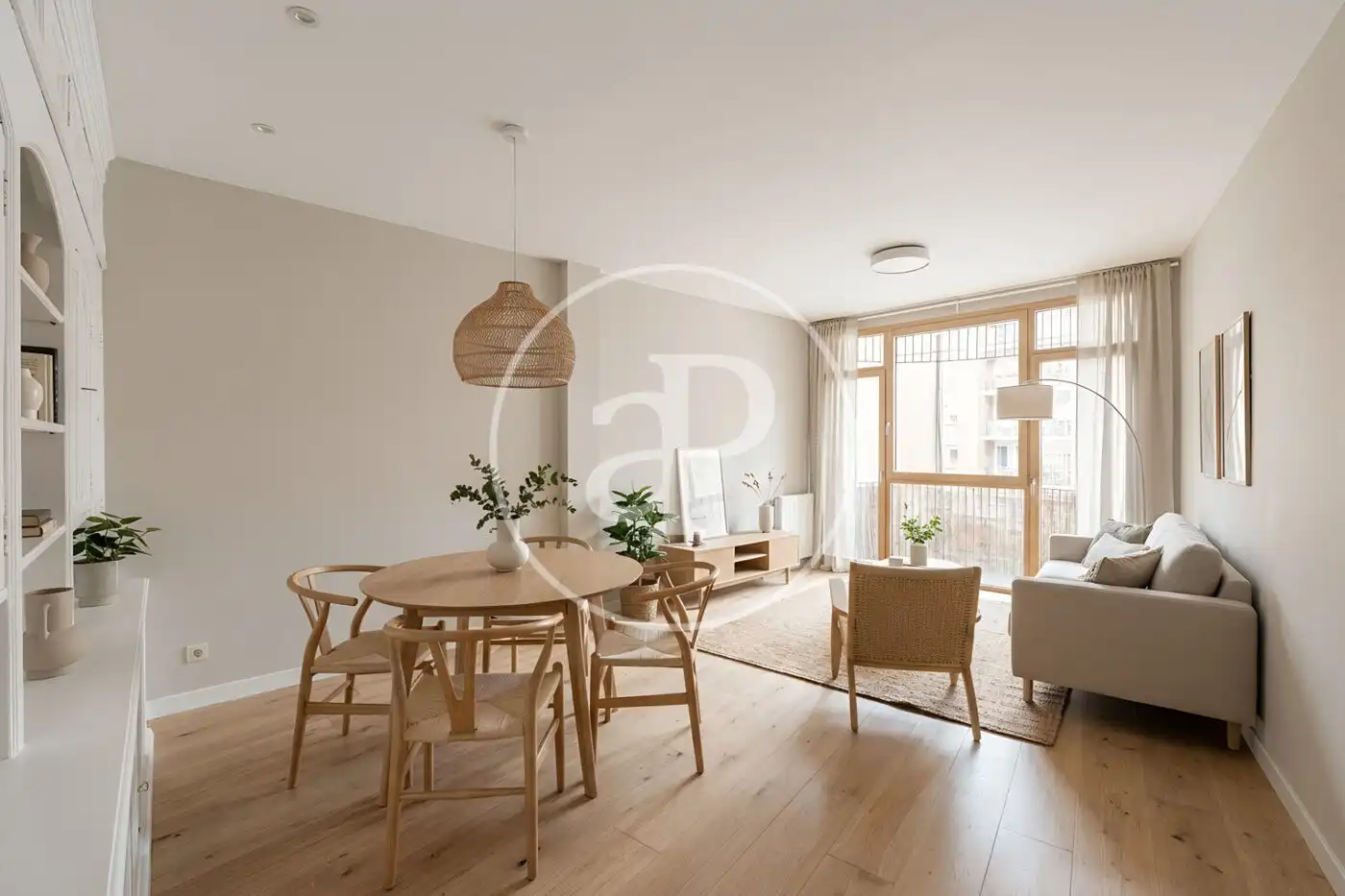Piso con terraza en venta en C/ de Muntaner
