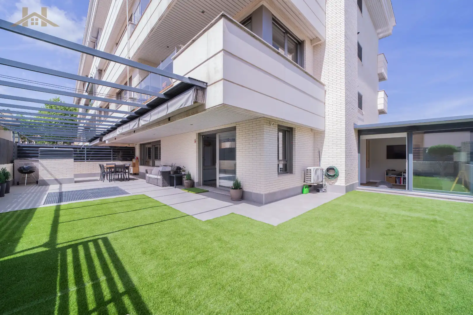 Planta baja en venta en Calle Juan Antonio Vallejo Nájera, Viñas Viejas