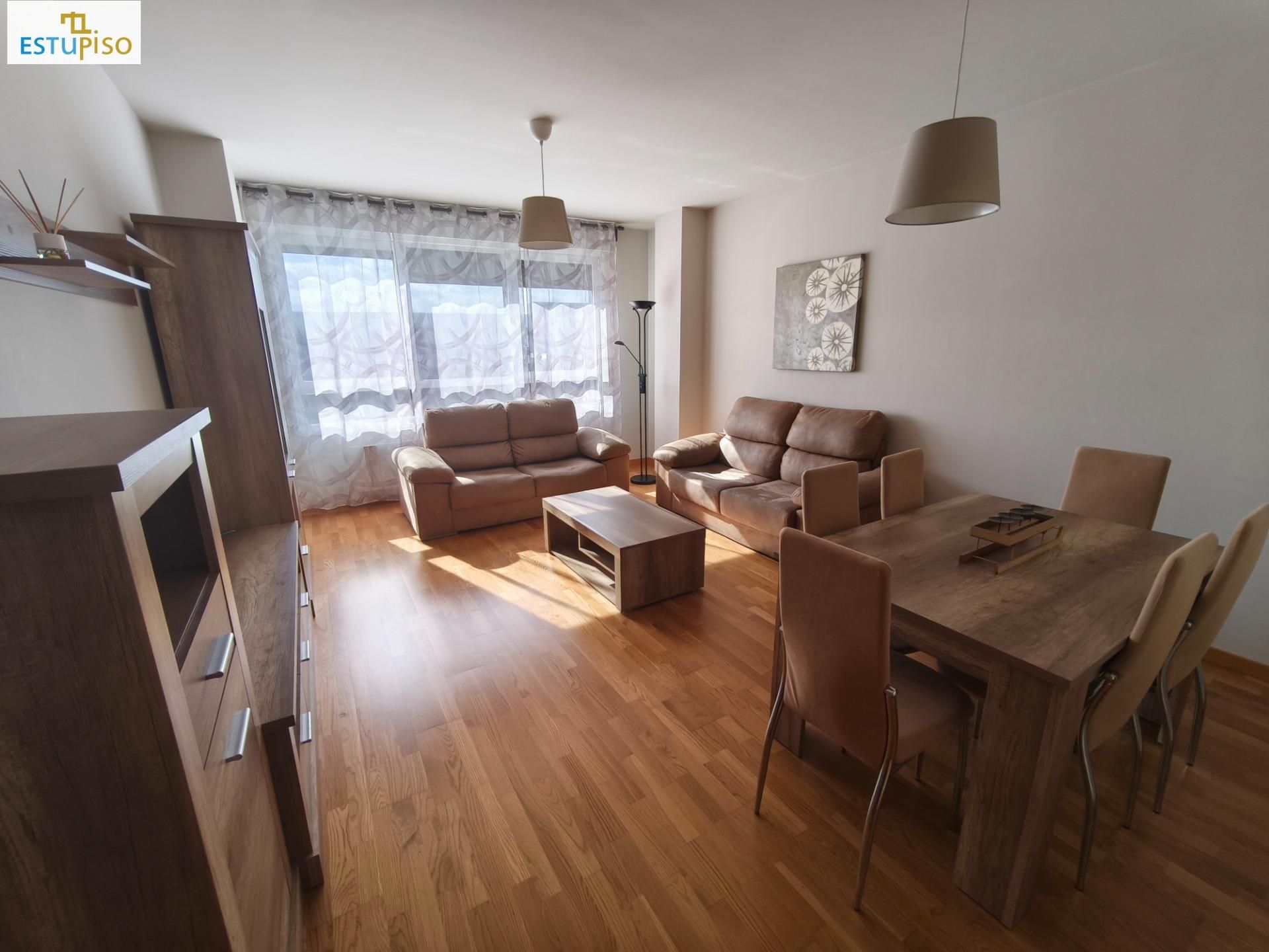Sala de estar de Piso en venta en Vitoria - Gasteiz con Calefacción, Jardín privado y Terraza