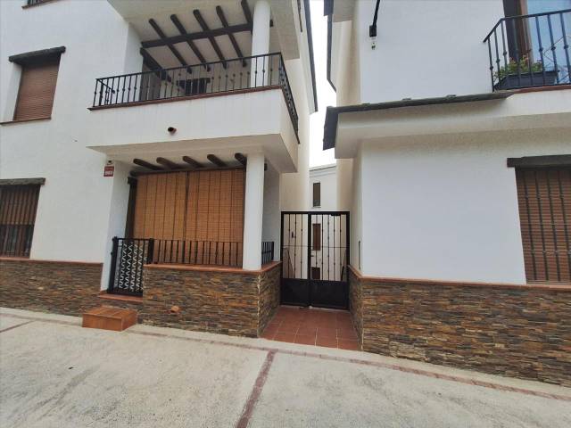 Piso en Venta en Carretera de Bayarcal  en Paterna del Río