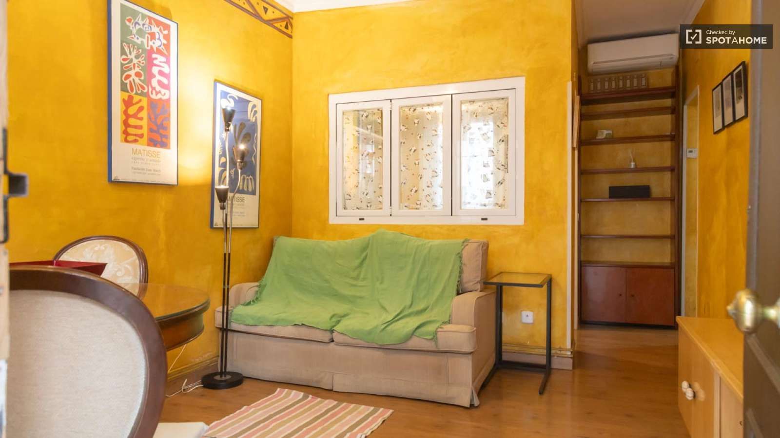 Dormitori de Apartament per a compartir en  Madrid Capital amb Aire condicionat, Calefacció i Terrassa