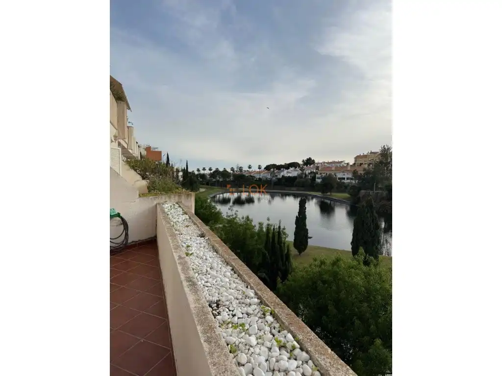 Vista exterior de Casa o xalet en venda en Rincón de la Victoria
