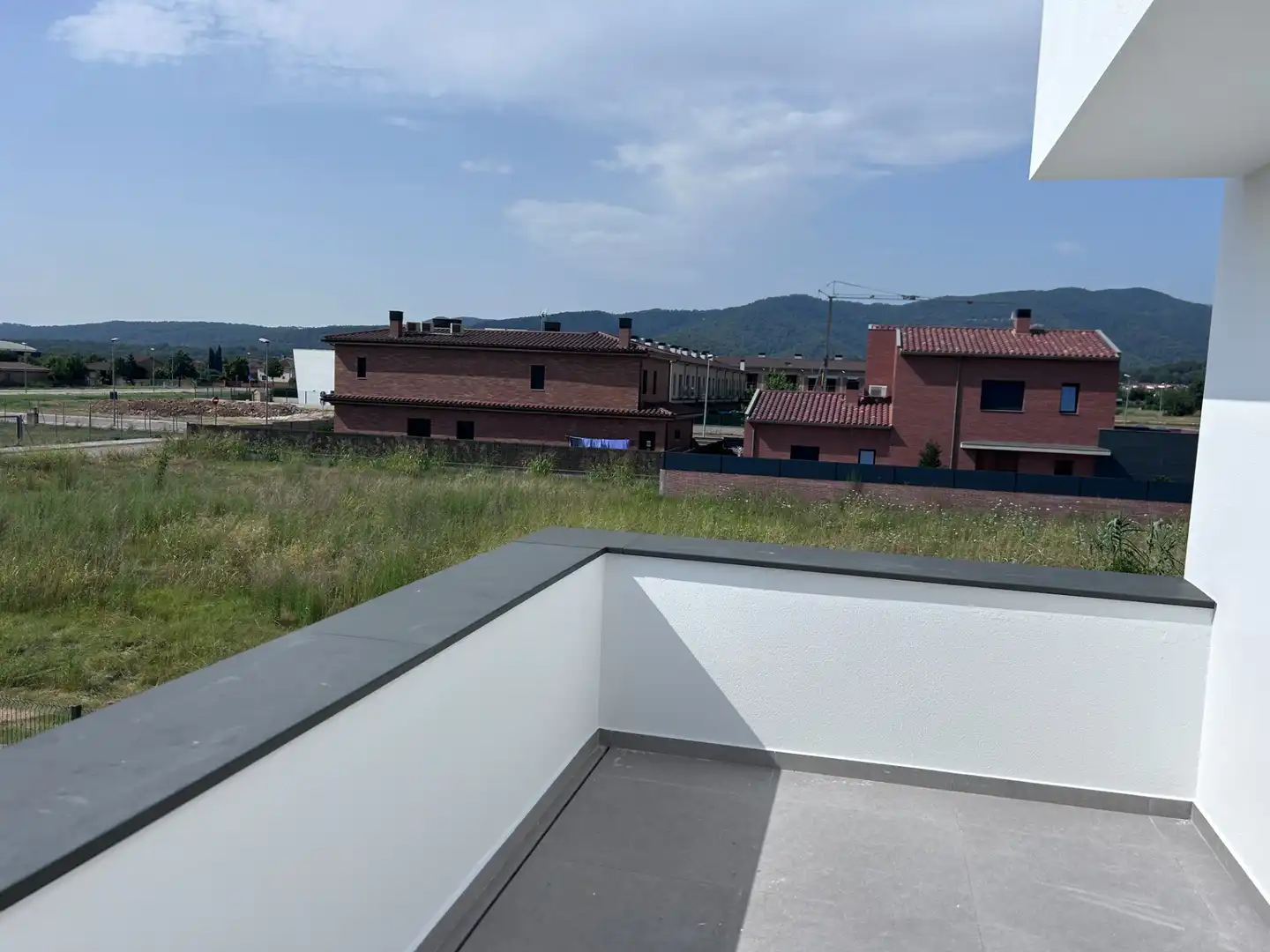 Terrassa de Casa adosada en venda en Banyoles amb Aire condicionat, Calefacció i Jardí privat