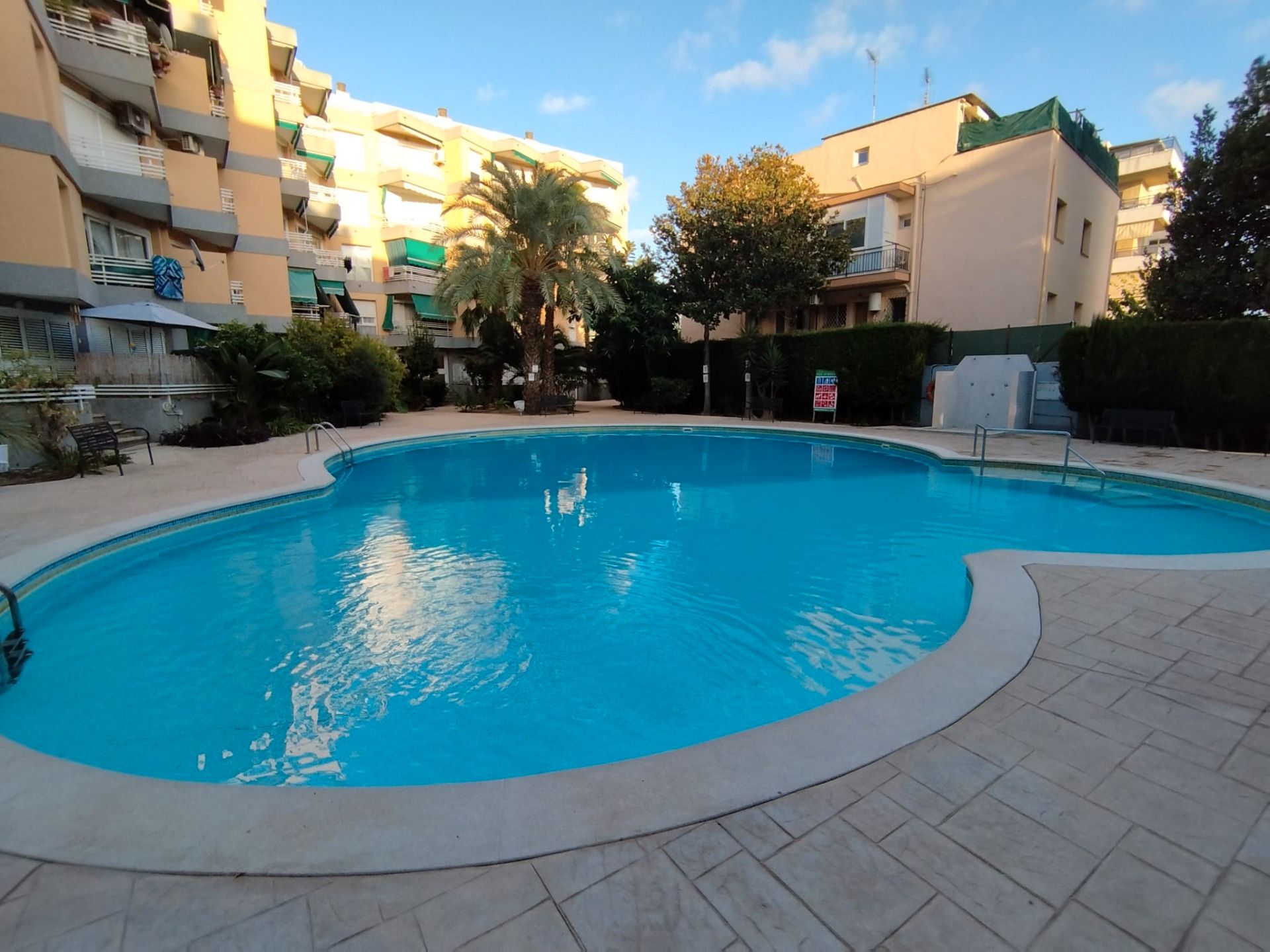 Piscina de Apartamento en venta en Salou con Jardín privado, Parquet y Terraza