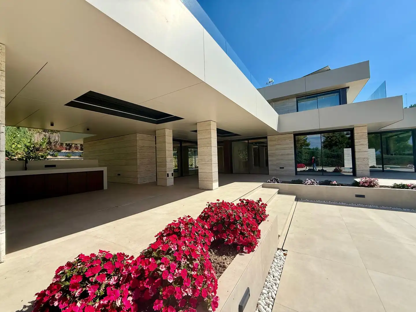 Vista exterior de Casa o xalet en venda en Boadilla del Monte amb Calefacció i Jardí privat